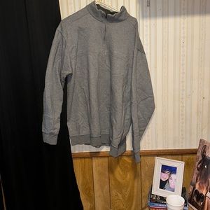 Columbia sweatshirt